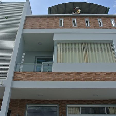Nhà Nghỉ HOA LÝ Chau Doc Extérieur photo