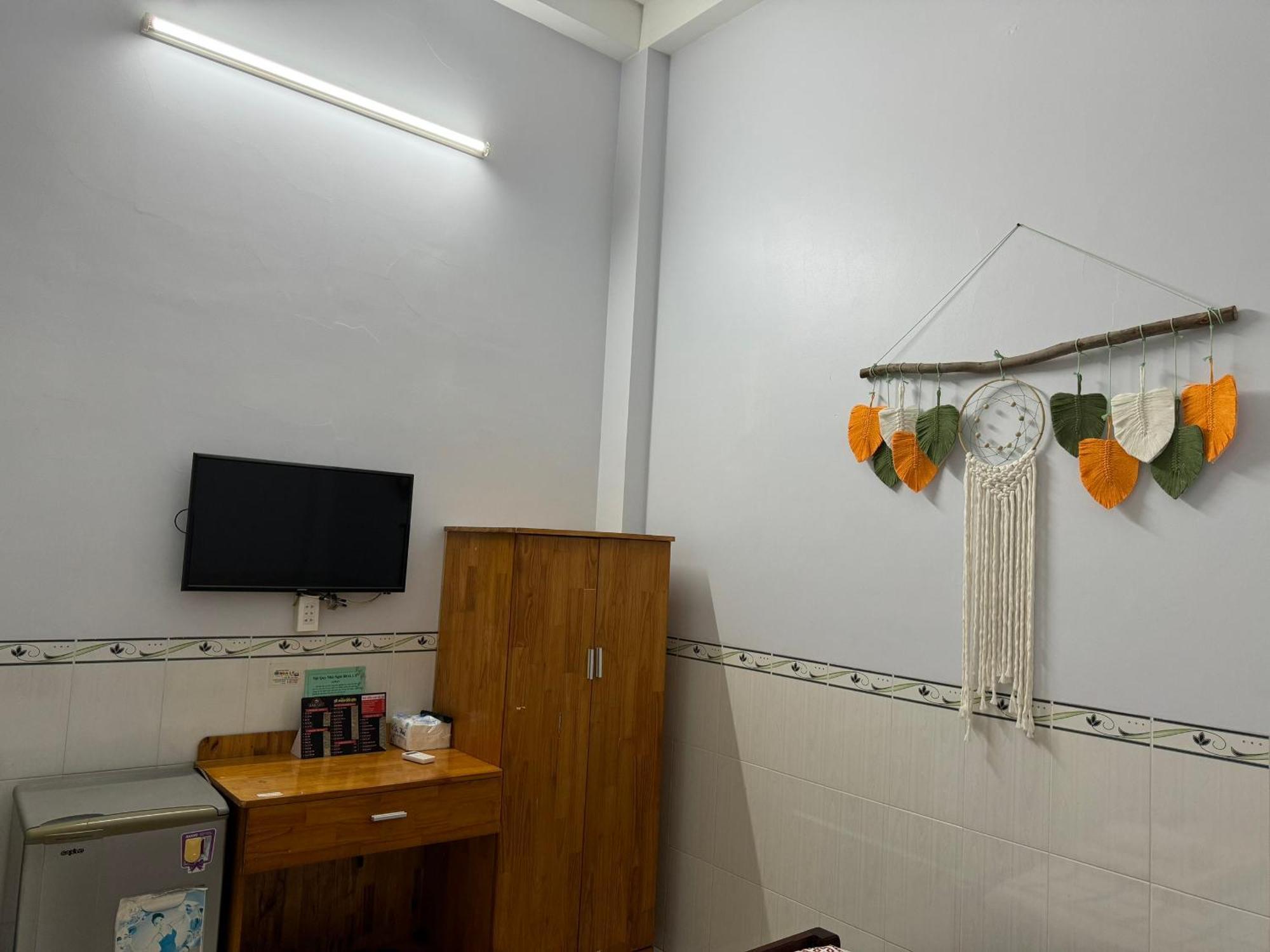 Nhà Nghỉ HOA LÝ Chau Doc Extérieur photo