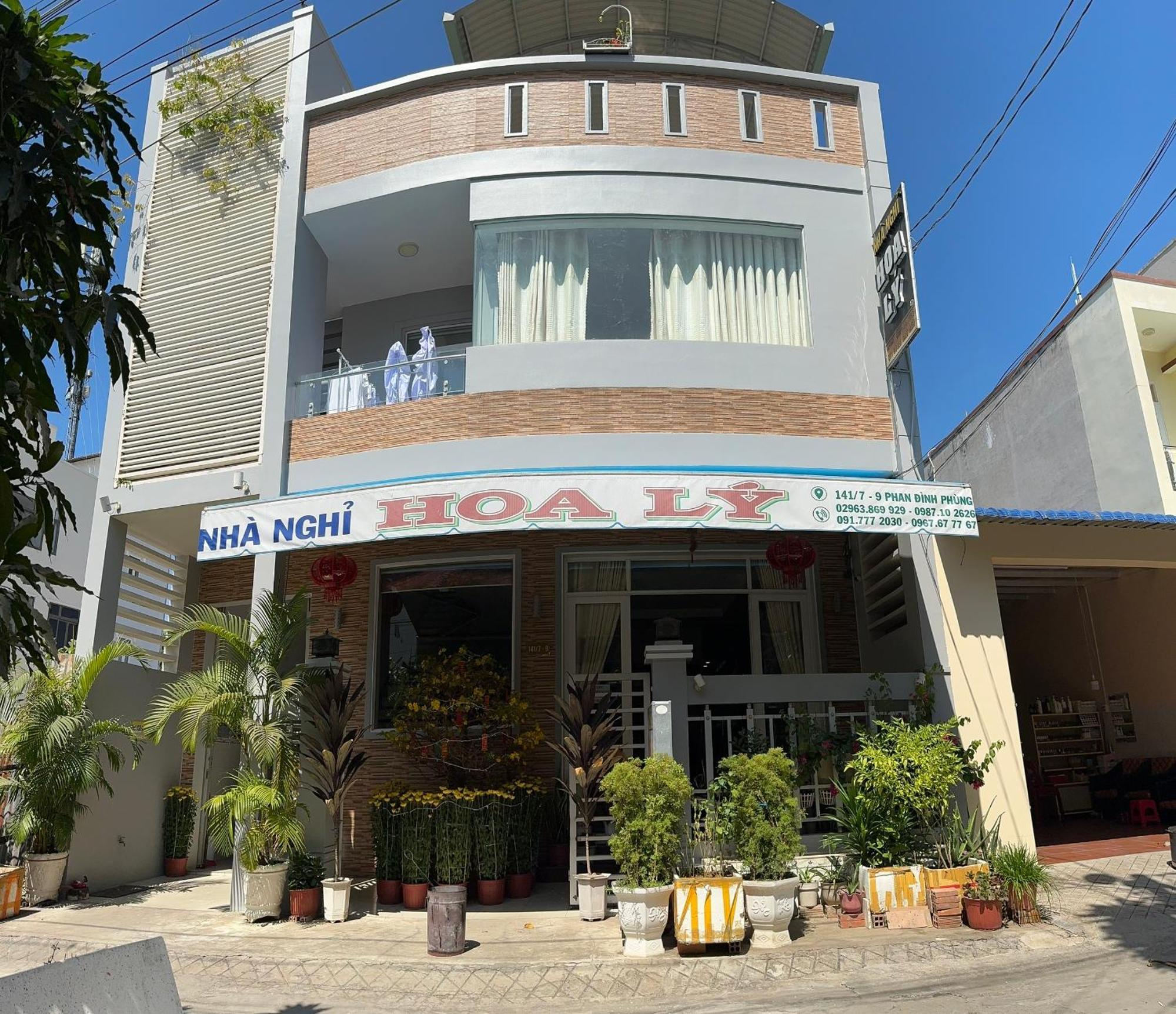 Nhà Nghỉ HOA LÝ Chau Doc Extérieur photo